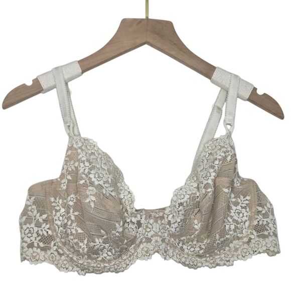 Wacoal Embrace Lace Underwire Bra Size 38B Nude Ivory - Picture 2 of 6